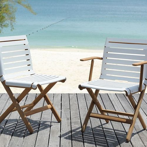 Maiori AT800 Series Outdoor Folding Armchair