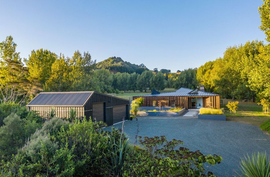 Matakana House: modern life in the country