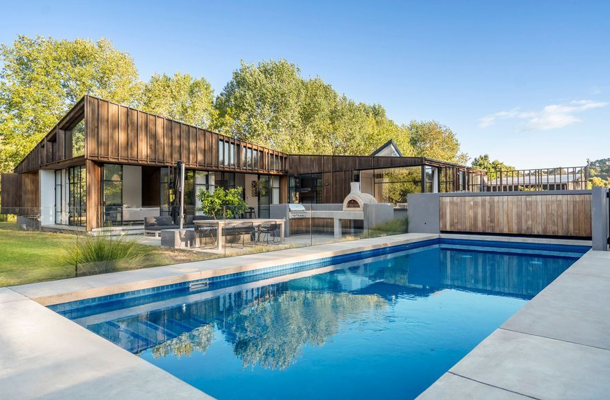 Matakana House: modern life in the country