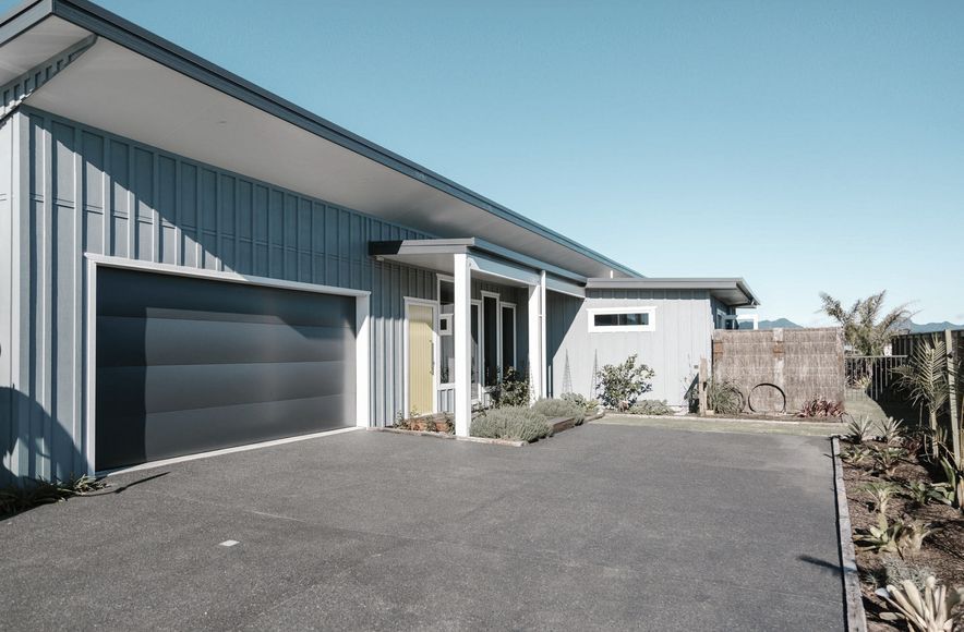 Matarangi Golf Course House