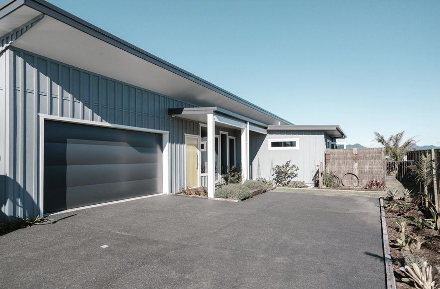 Matarangi Golf Course House