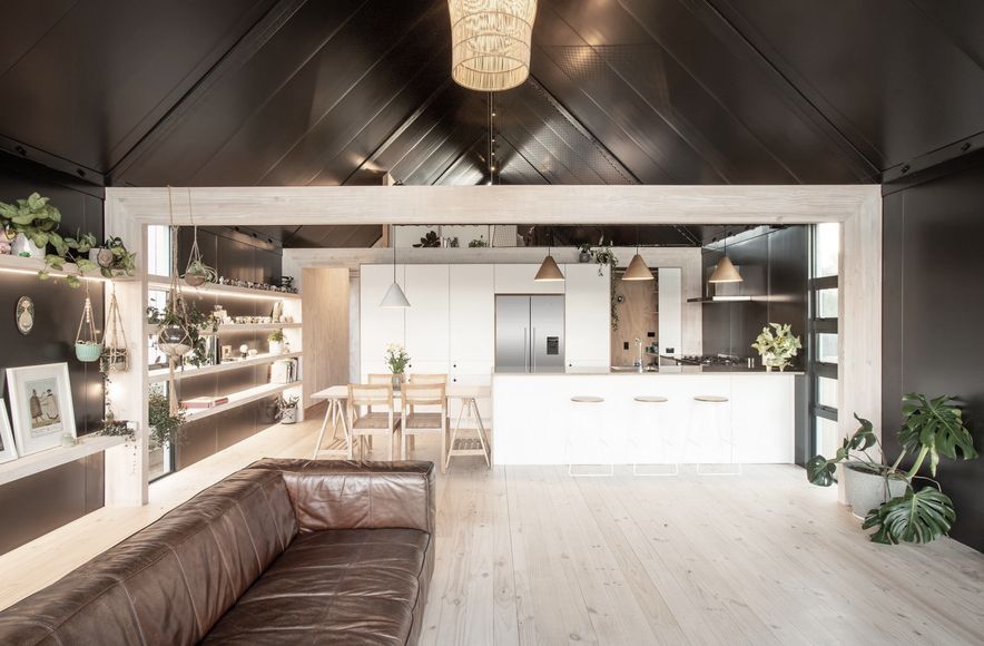 Metal Jacket House, Papamoa