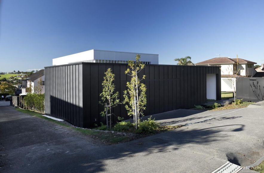 Minimalist New House