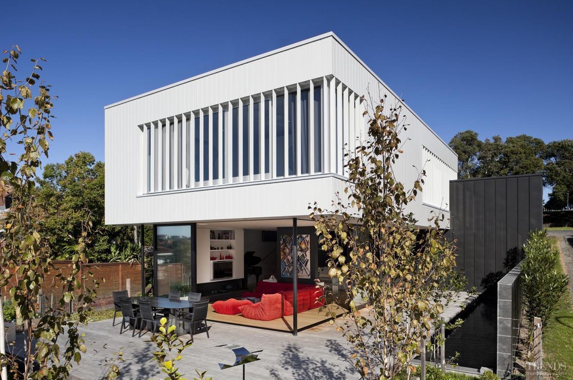 Minimalist New House