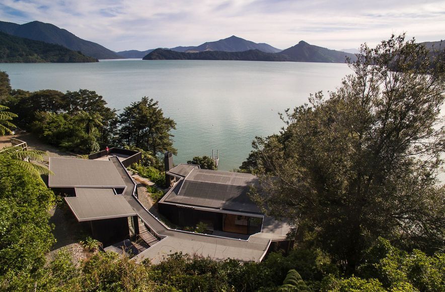 Moetapu Beach House