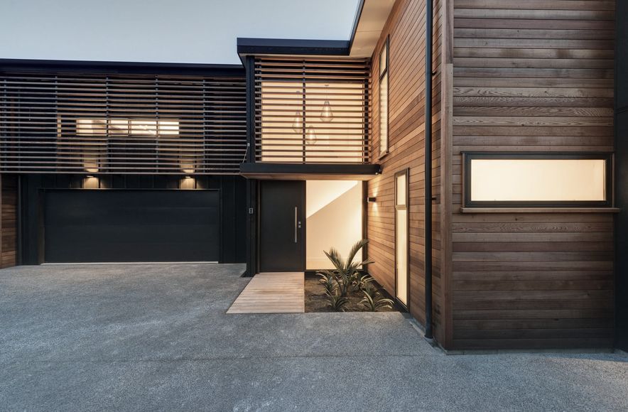 Mount House 2