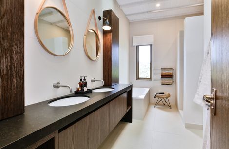 Muriwai Bathrooms by Sue Gillbanks