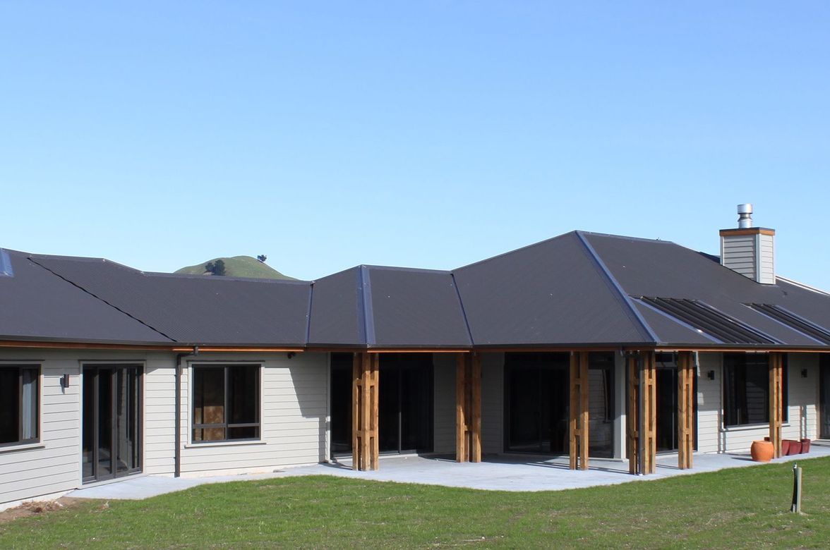 Ngakuru Home
