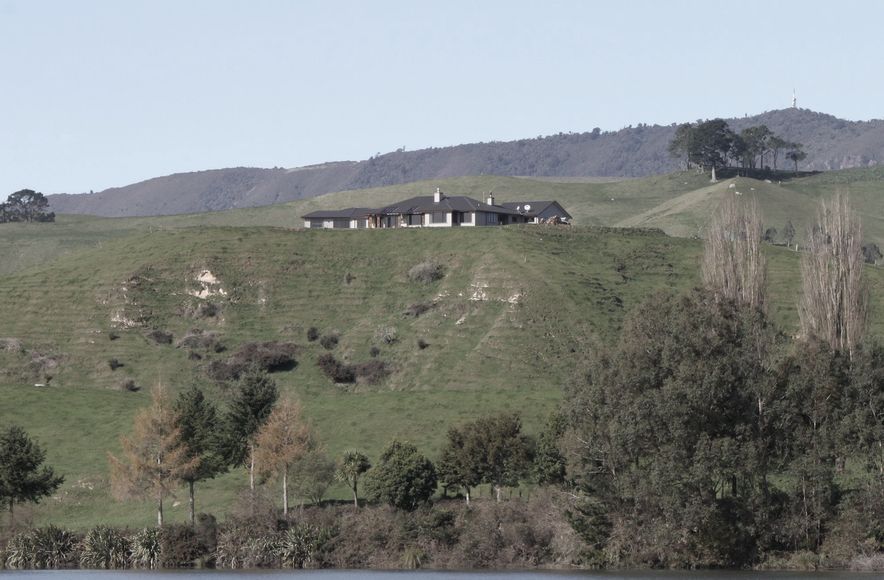 Ngakuru Home