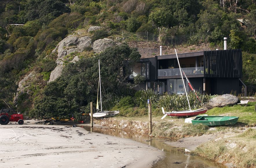 Onetangi House