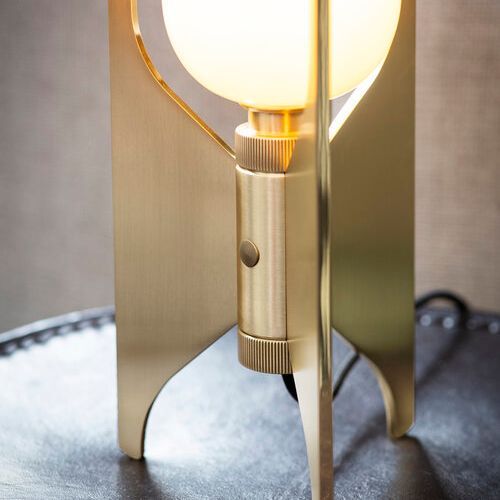 Pennon Table Lamp