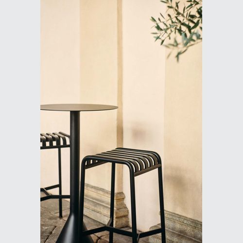 Palissade Barstool by HAY