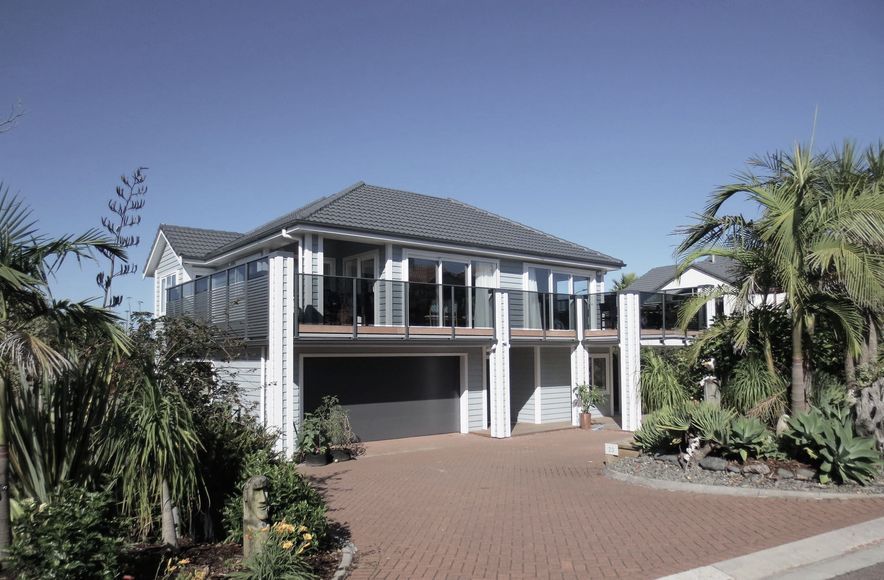 Papamoa Beach Road