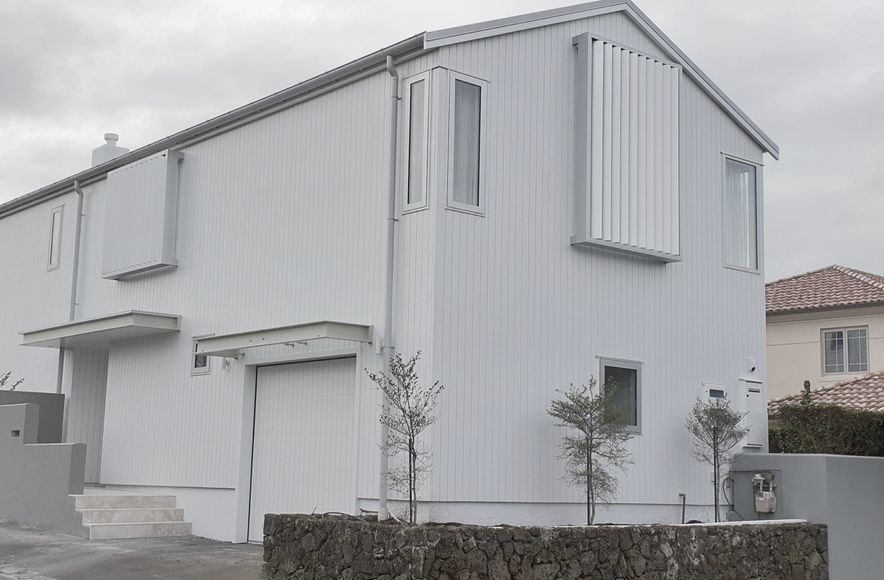 Parnell House - white Accoya