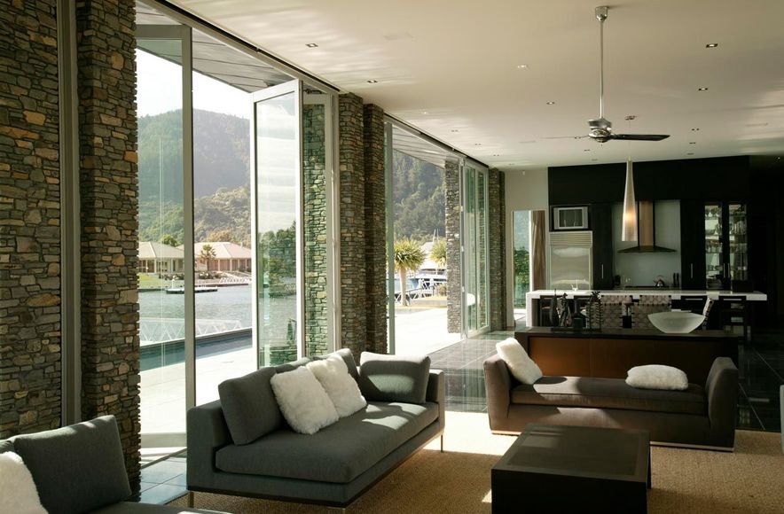 Pauanui House