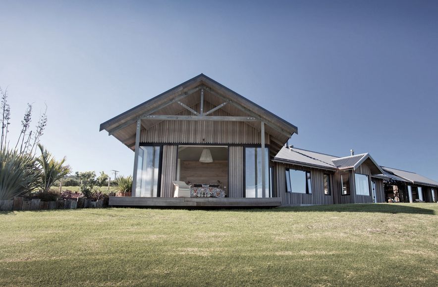 Tawharanui House