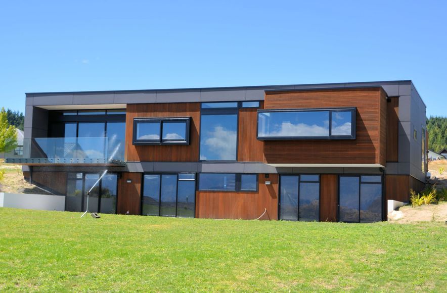 Peninsula Bay House