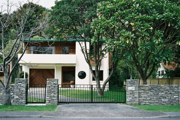 Paradise Stone Driveway Entrances and Fences