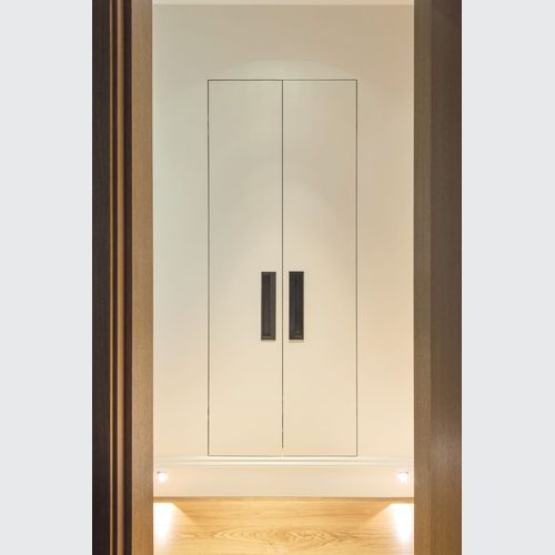 Joseph Giles Recessed Flush Pull Offset