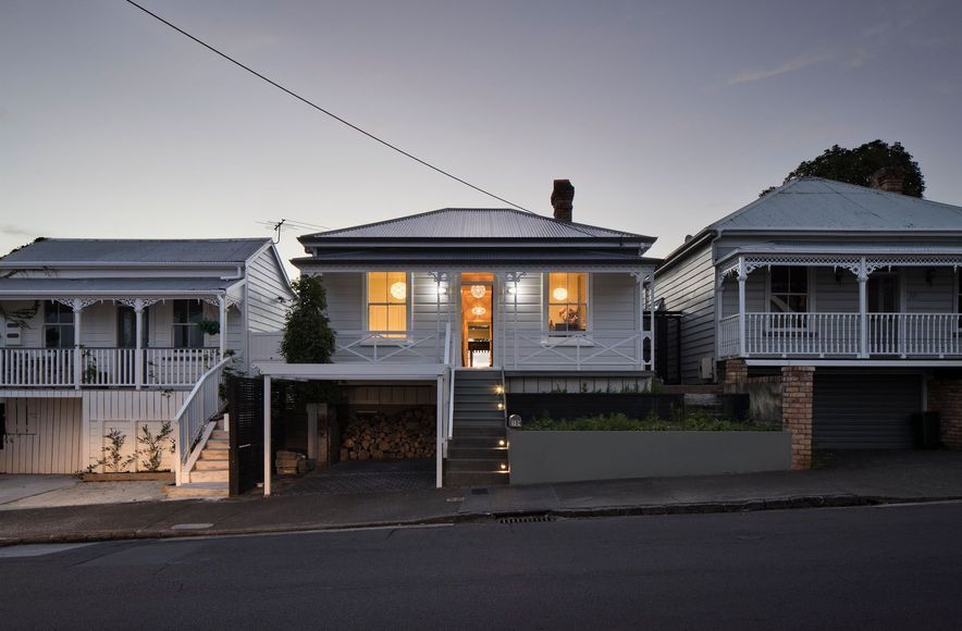 Saw Tooth Villa