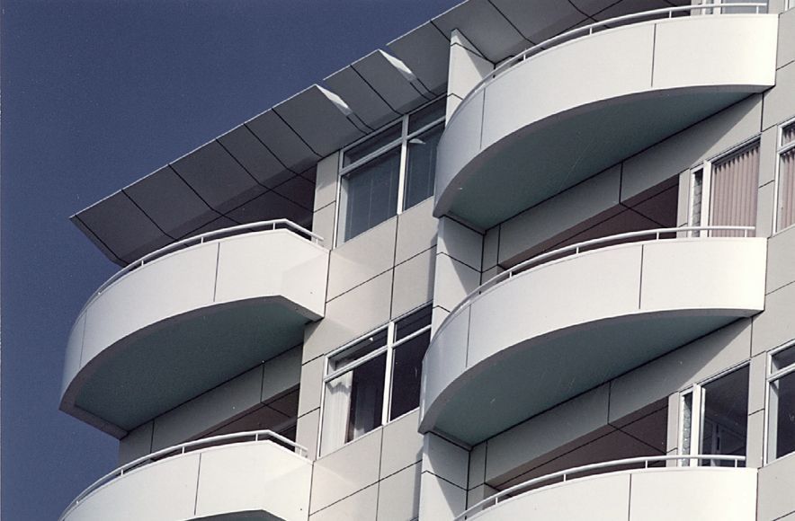 Seaview Apartments