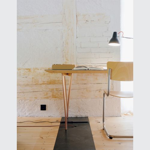 Spanoto Table