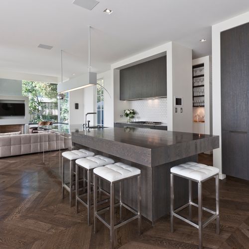 Stained Oak Benchtop