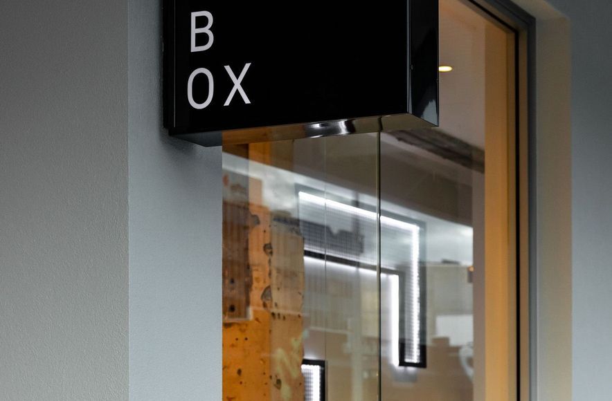 Studio Box