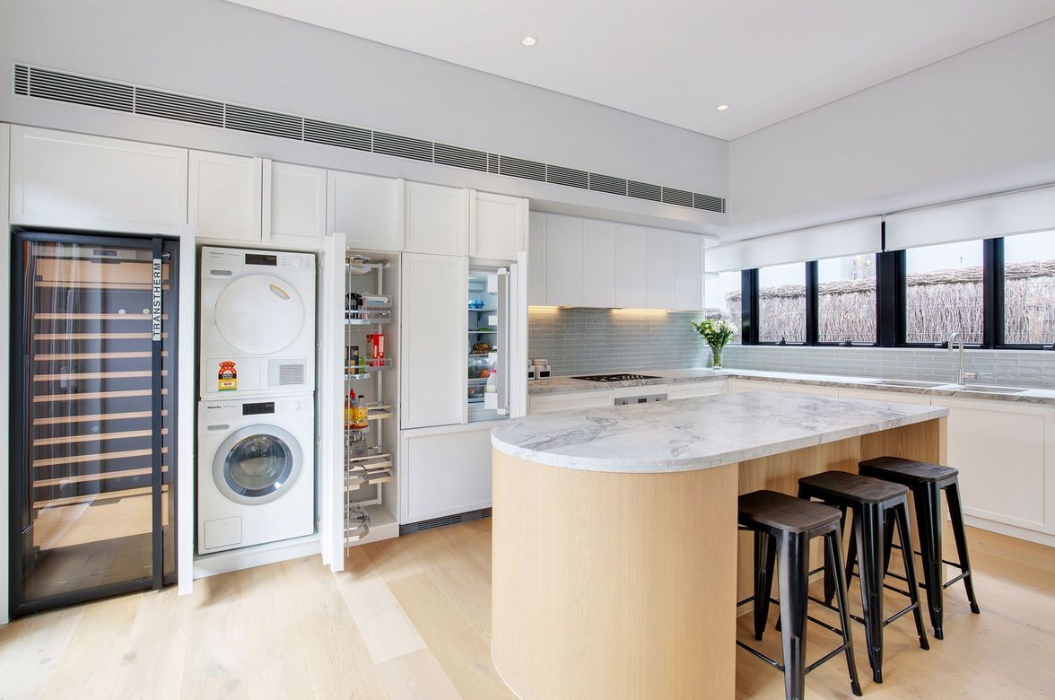Sun-filled Apartment Nestled in Queens Park