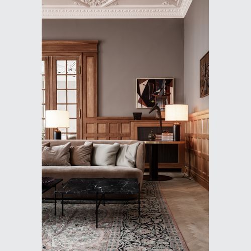 TS Table by GUBI