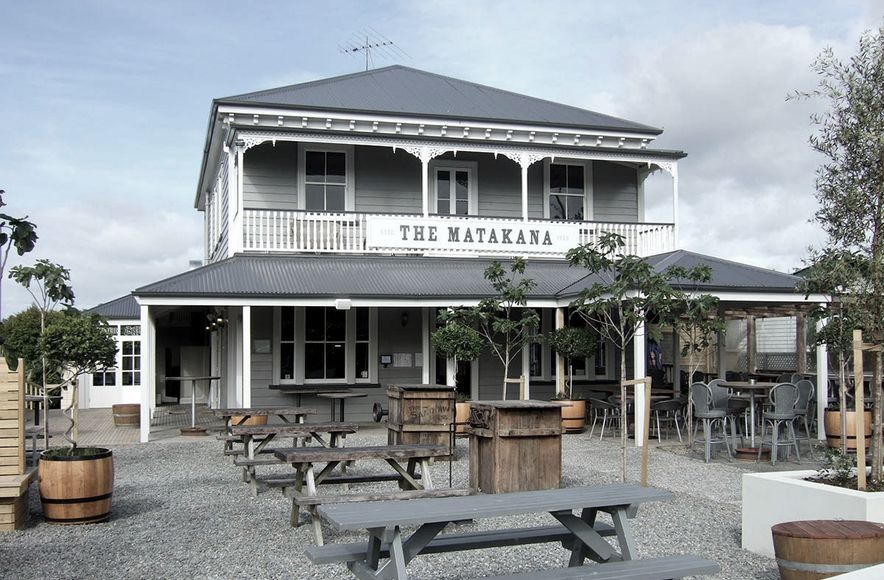 The Matakana Village Pub