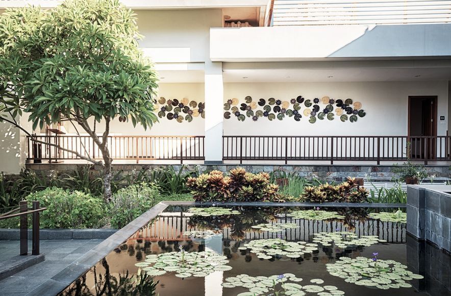The Pullman, Vietnam