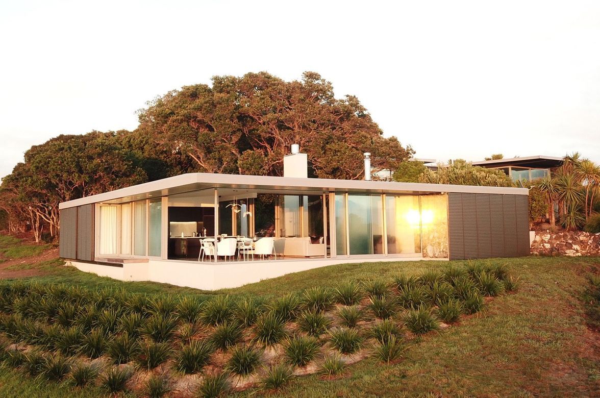 Waiheke Clifftop