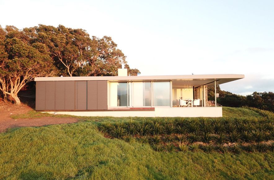 Waiheke Clifftop