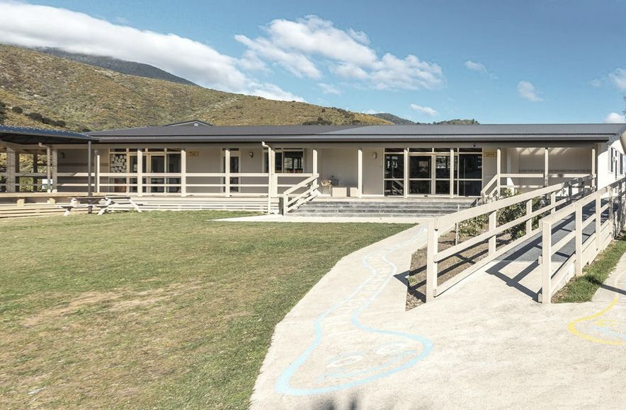 Waikawa Bay School