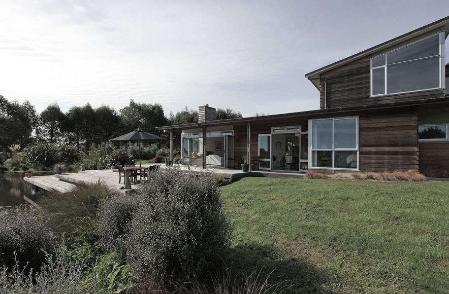 Waitaheke Wetland Home