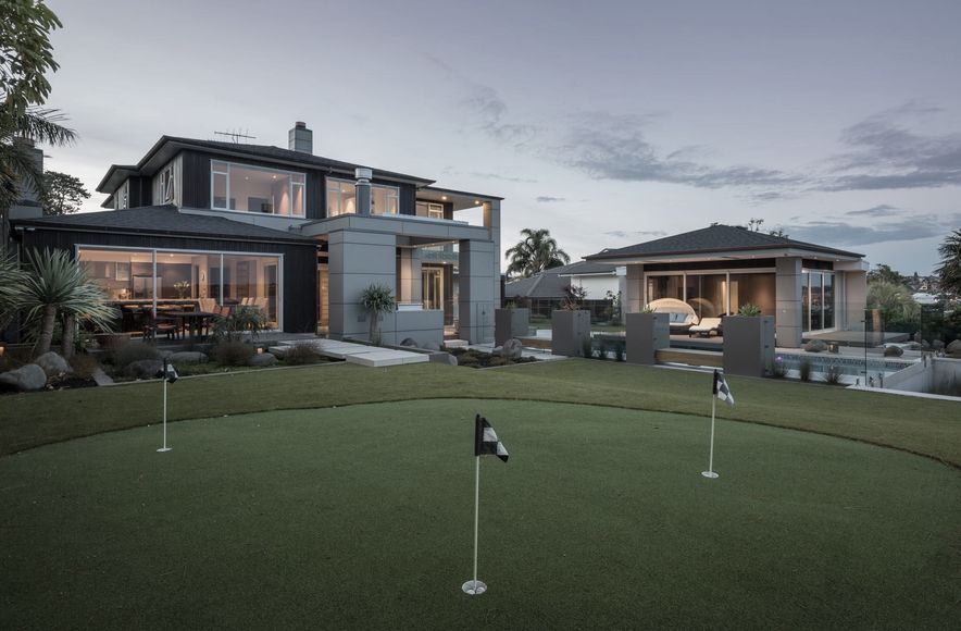West Harbour Home