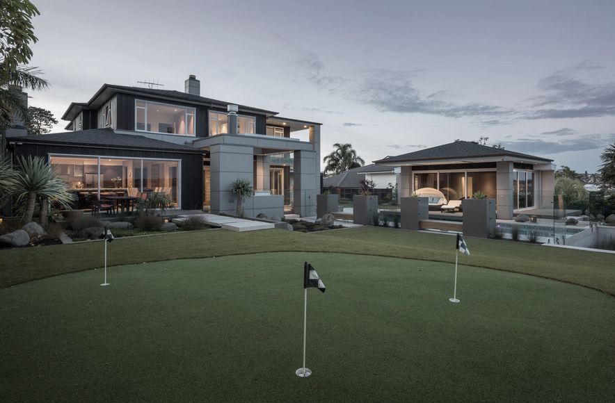West Harbour Home