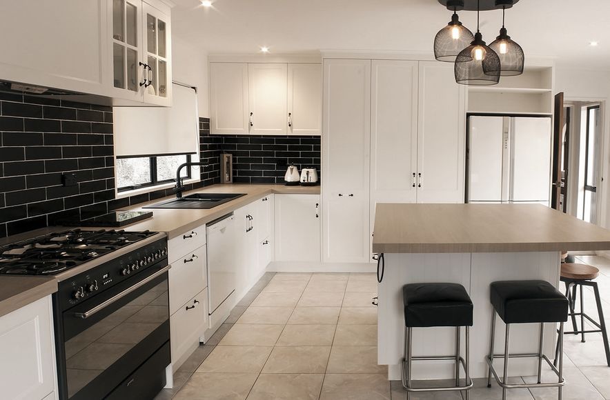Whakamarama Kitchen II