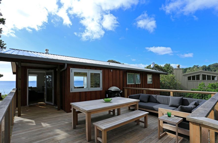 Whangapoua Bach Renovation