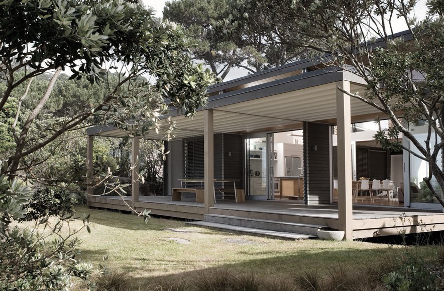 Whangapoua Bach