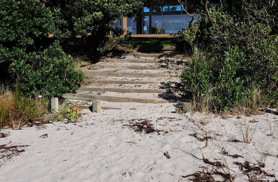 Whangapoua Bach
