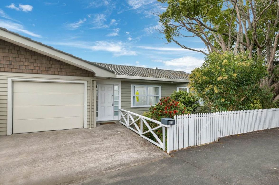 Hinemoa Street, Birkenhead