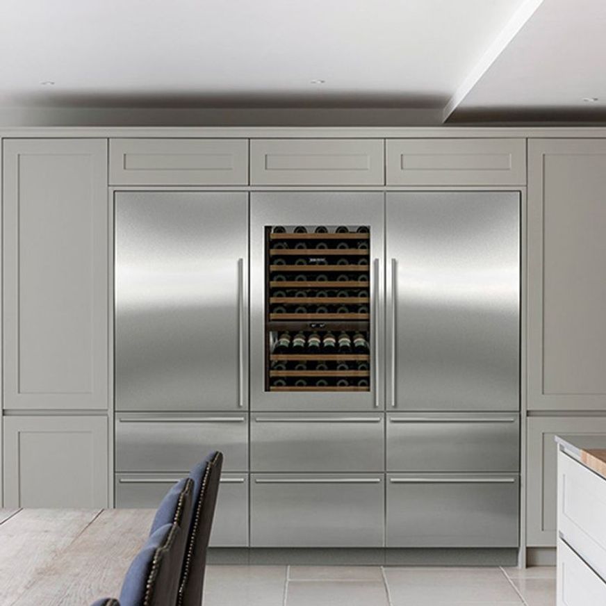 Sub-Zero Integrated Fridge W.914