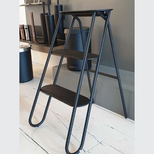 Step Ladder