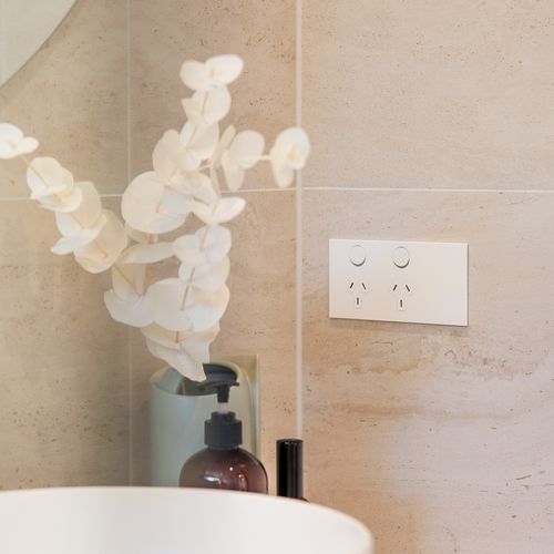 Clipsal Solis™ T Series | Switches and Power points