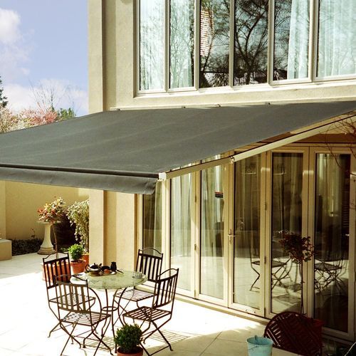 Euro Boulevard Awning