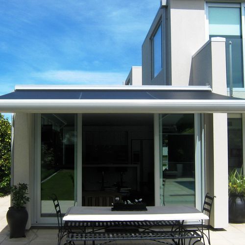 Cabriolet Boulevard Awning