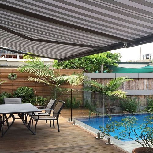 Weinor Semina Semi Cassette Folding Arm Awning