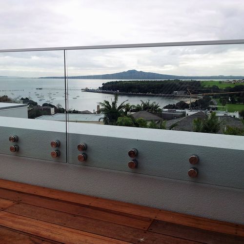 Edgetec® Double Disc Glass Balustrade
